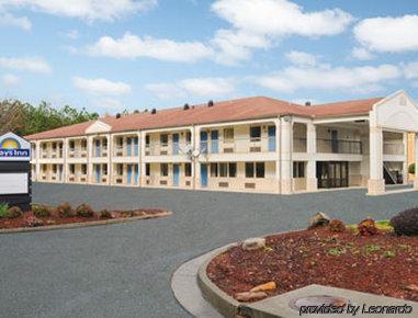 Days By Wyndham Hotel